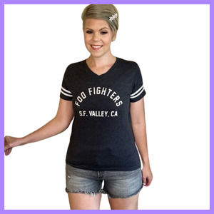 Foofighters novelty graphic v-neck tee (Medium) Live and Tell